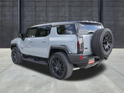 Used 2025 GMC Hummer EV 2X w/ LPO, Dark Essentials Package AWD/4WD image 7
