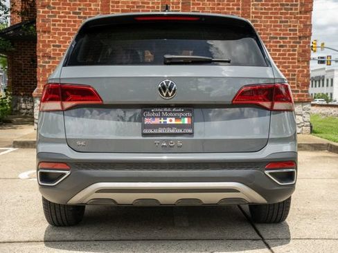 Used 2022 Volkswagen Taos SE FWD image 8