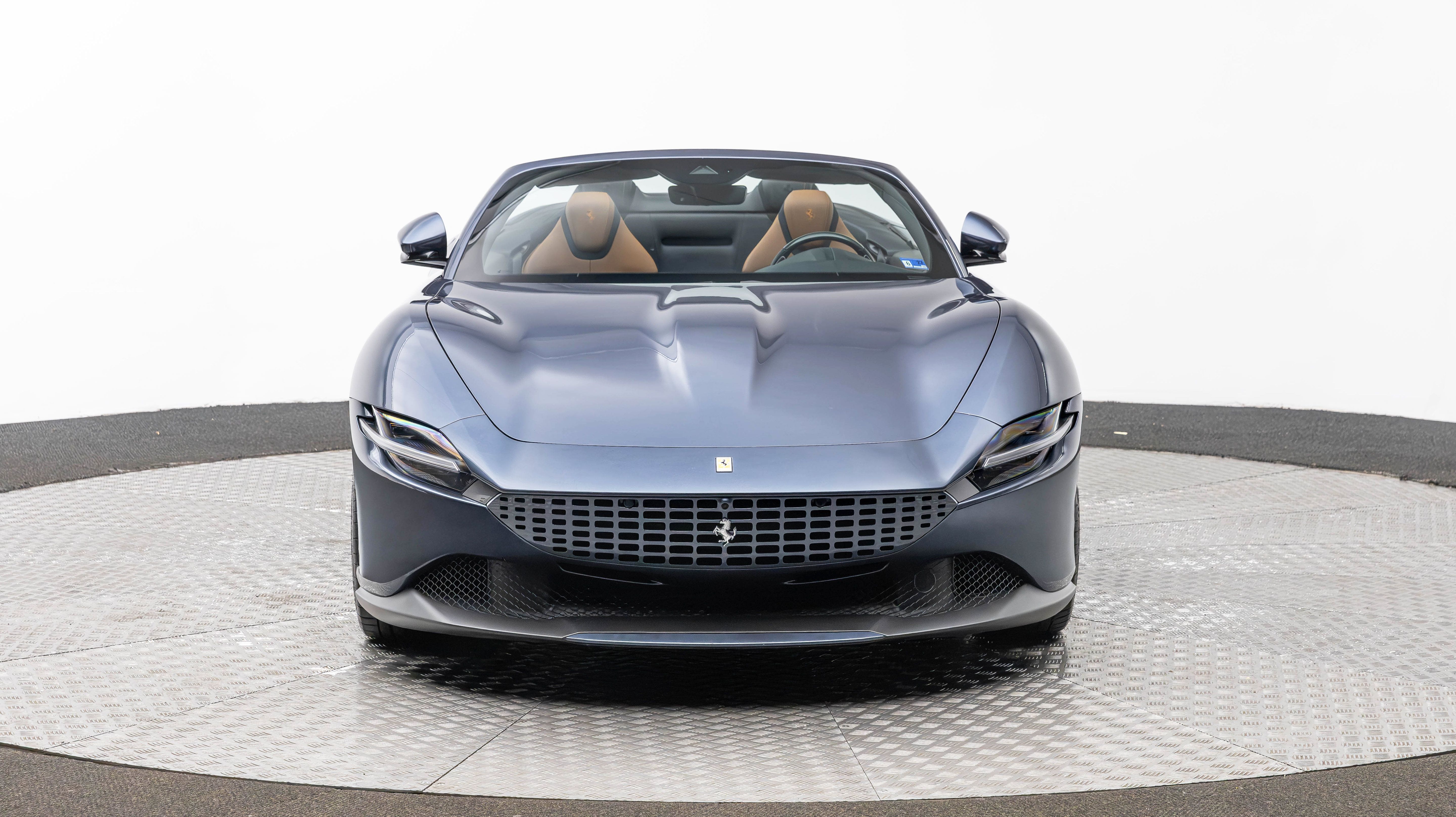 Certified 2024 Ferrari Roma Spider RWD image 10