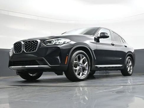 Used 2023 BMW X4 xDrive30i w/ Premium Package image 36