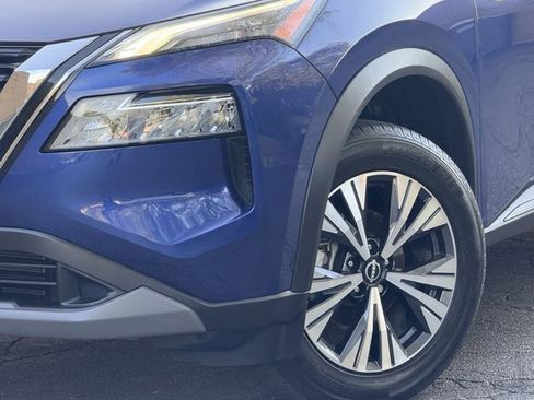 Used 2022 Nissan Rogue SV image 31
