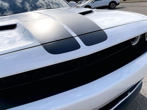 Used 2021 Dodge Challenger SXT w/ Plus Package image 24