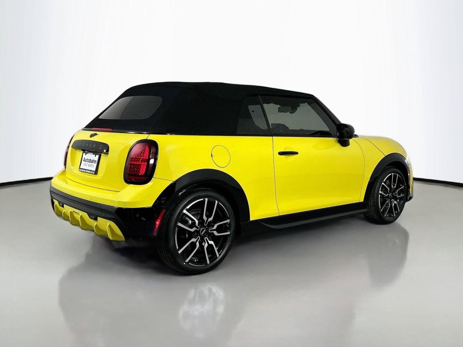 Used 2026 MINI Cooper S FWD image 5