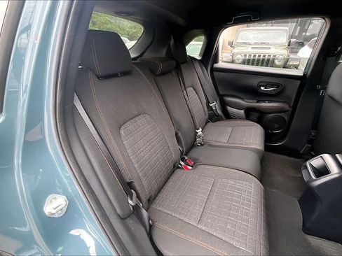 Used 2025 Honda HR-V Sport image 19