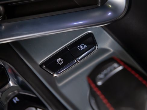 Used 2023 Chevrolet Corvette Stingray Premium Conv w/ Z51 Performance Package RWD image 35