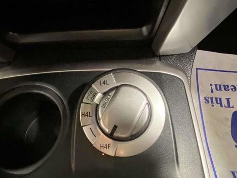 Used 2020 Toyota 4Runner Limited image 20