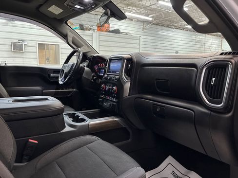 Used 2020 Chevrolet Silverado 1500 LT Trail Boss AWD/4WD image 25