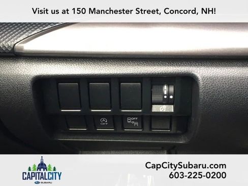 Used 2020 Subaru Forester Premium AWD/4WD image 28