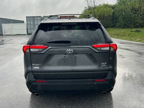 Used 2025 Toyota RAV4 XLE AWD/4WD image 4