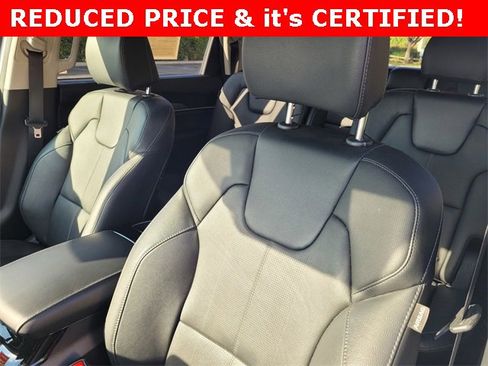 Certified 2025 Kia Telluride SX w/ SX Captain's Chair Package image 14