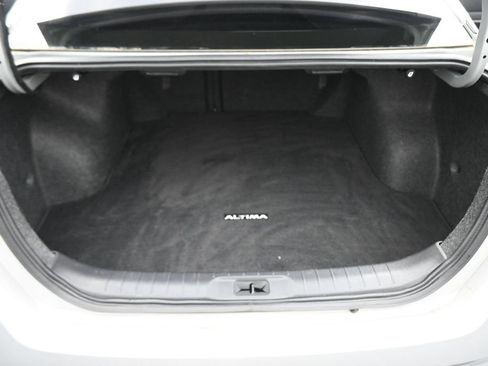 Used 2022 Nissan Altima 2.5 SV AWD/4WD image 42