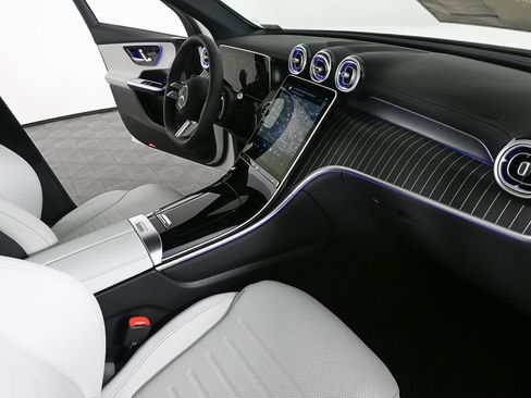 New 2026 Mercedes-Benz GLC 300 image 23