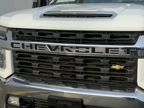Used 2020 Chevrolet Silverado 2500 LT image 34