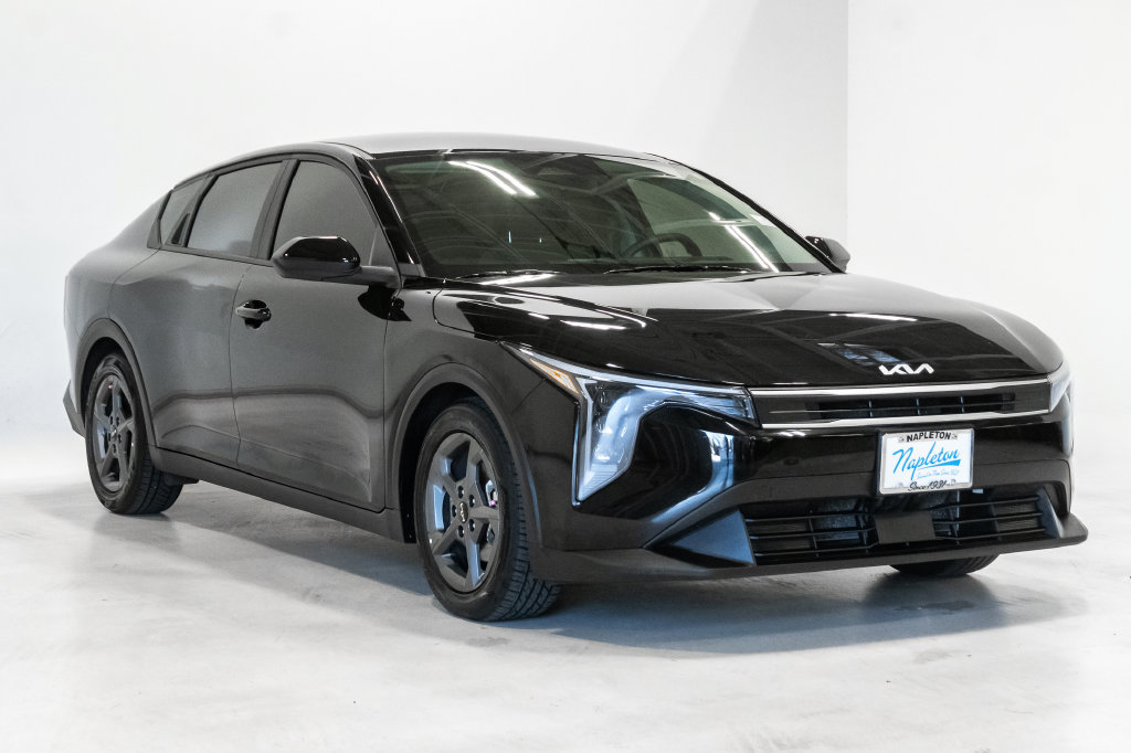 Used 2025 Kia K4 FWD image 6