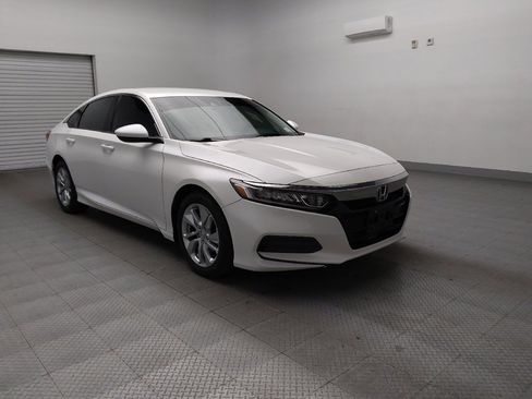 Used 2018 Honda Accord LX image 13