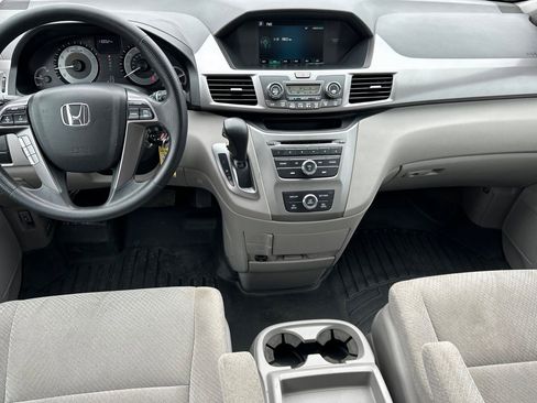 Used 2016 Honda Odyssey LX image 10