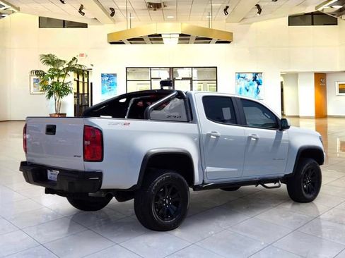Used 2021 Chevrolet Colorado ZR2 w/ ZR2 Dusk Special Edition AWD/4WD image 5