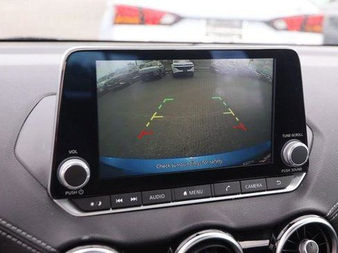 Used 2024 Nissan Sentra SV image 17