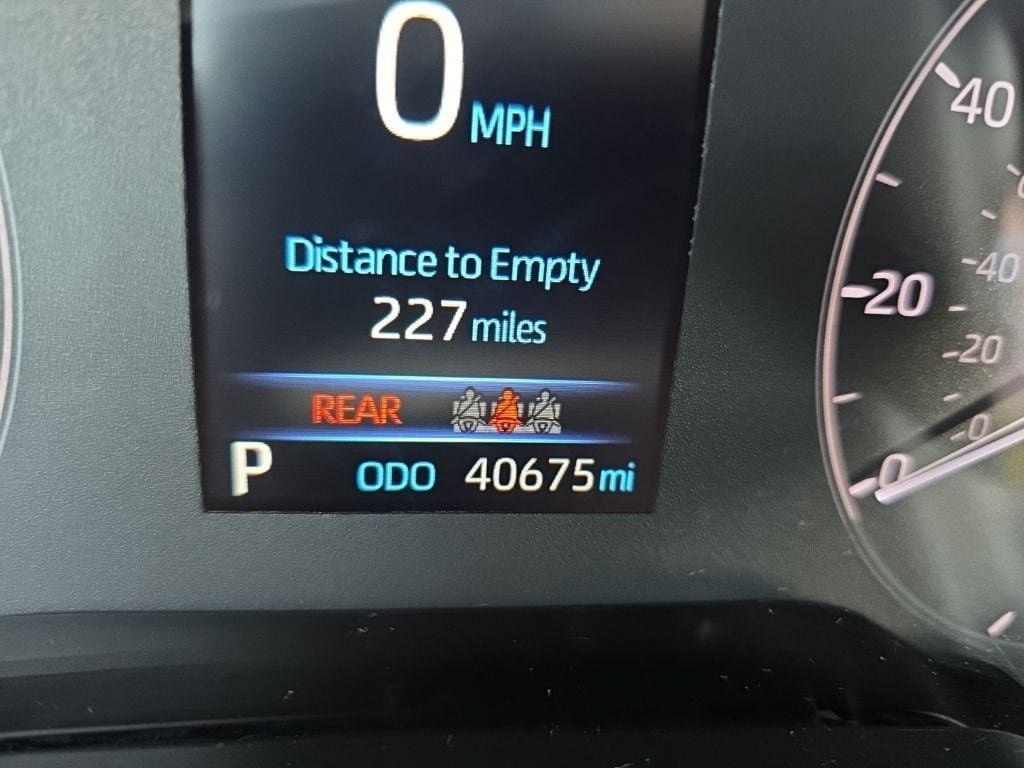 Used 2025 Toyota Corolla LE FWD image 19