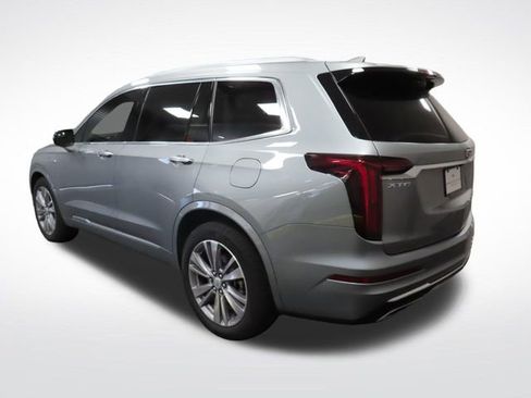 Used 2024 Cadillac XT6 Premium Luxury w/ Technology Package image 3