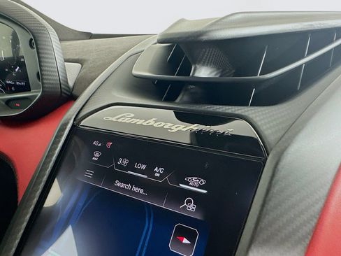 Used 2024 Lamborghini Revuelto AWD/4WD image 63