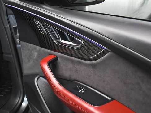 Used 2022 Audi SQ8 Premium Plus w/ Executive Package image 26