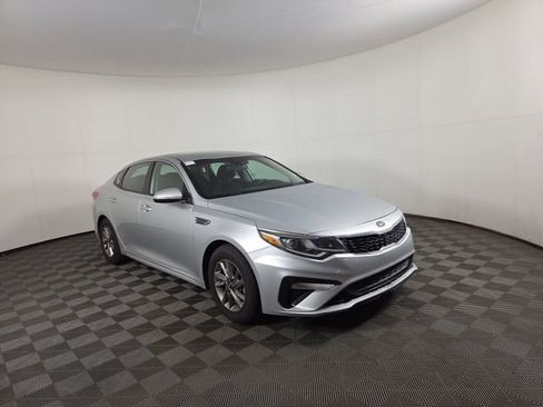 Used 2019 Kia Optima LX FWD image 4