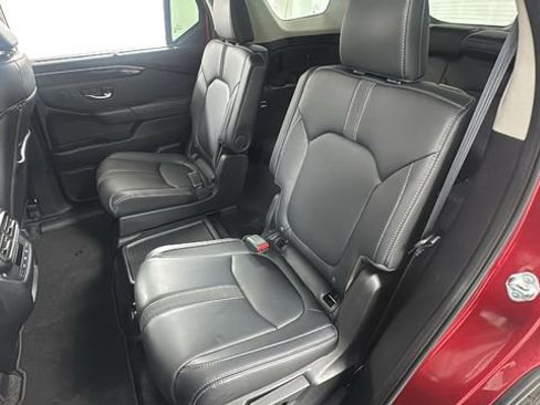 Used 2023 Honda Pilot EX-L image 12