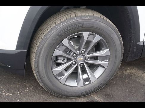 New 2026 Chevrolet Equinox LT image 20