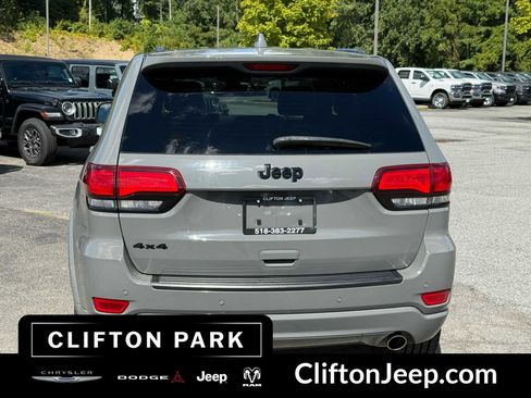 Certified 2019 Jeep Grand Cherokee Altitude AWD/4WD image 6