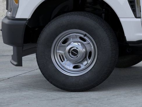 New 2026 Ford F250 4x4 Crew Cab Super Duty image 19