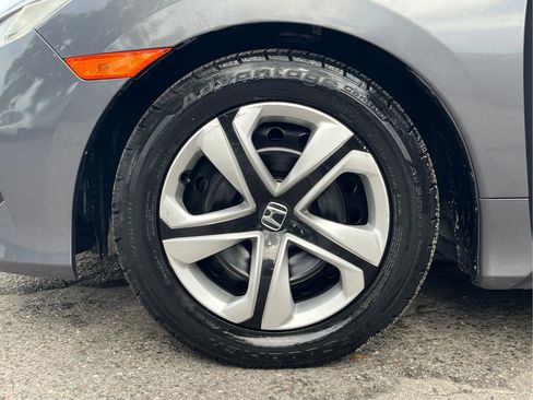Used 2018 Honda Civic LX image 10