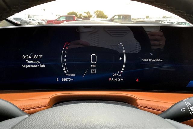 Certified 2024 Cadillac XT4 Premium Luxury w/ Technology Package FWD image 13