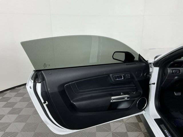 Used 2022 Ford Mustang GT Premium w/ GT Performance Package RWD image 12
