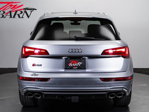 Used 2023 Audi SQ5 Premium Plus w/ Premium Plus Package AWD/4WD image 4