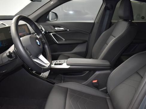 Used 2025 BMW X2 xDrive28i image 13