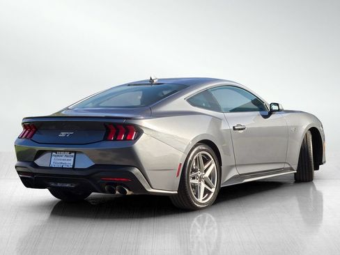 Used 2025 Ford Mustang GT Premium RWD image 4