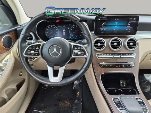 Used 2021 Mercedes-Benz GLC 300 4MATIC image 10