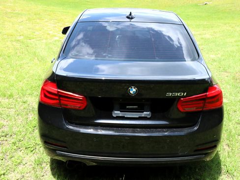 Used 2017 BMW 330i Sedan image 3