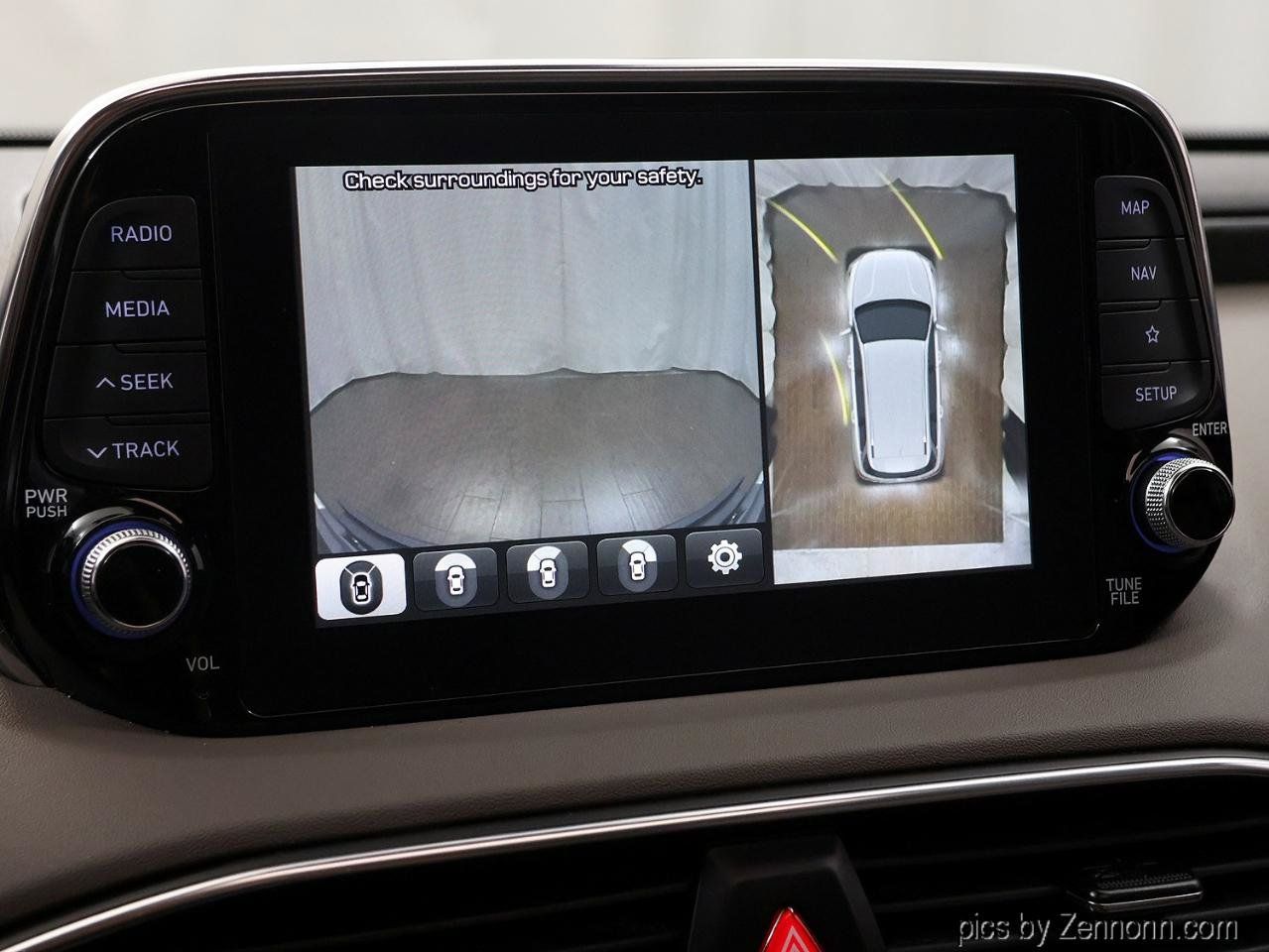 Used 2020 Hyundai Santa Fe Limited AWD/4WD image 23