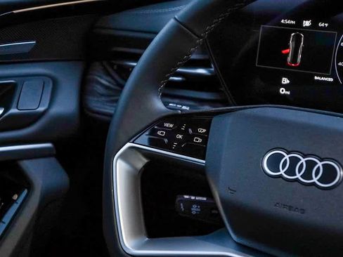 New 2025 Audi Q5 Premium Plus image 16