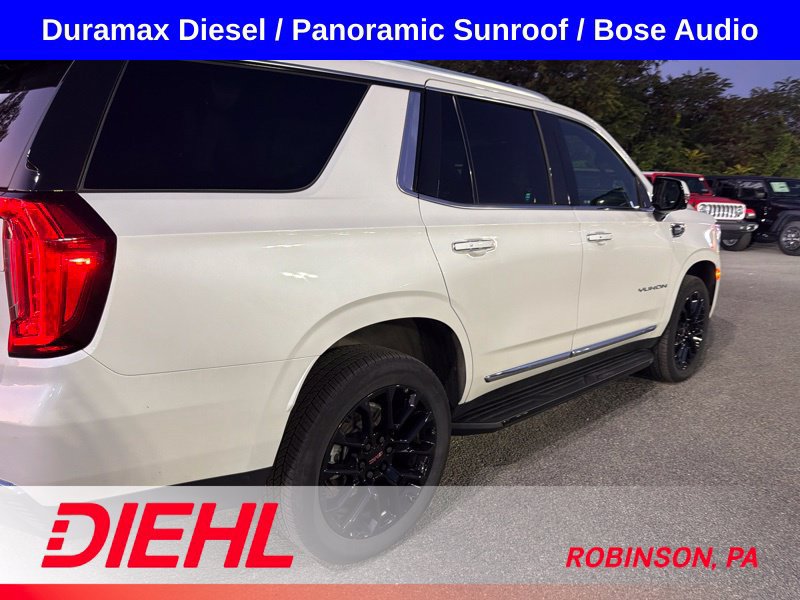 Used 2023 GMC Yukon SLT w/ SLT Luxury Package AWD/4WD image 6
