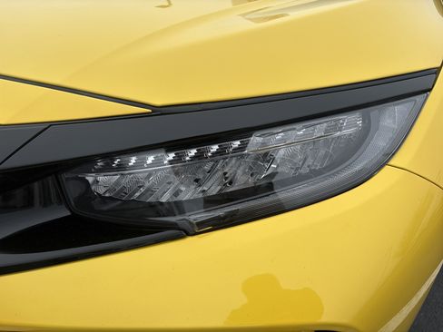 Used 2021 Honda Civic Type R Limited image 24