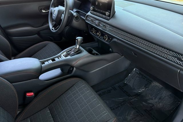 Certified 2024 Honda HR-V Sport image 20