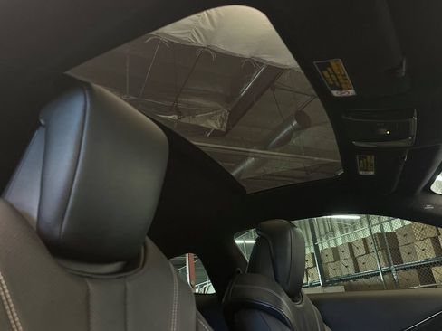 Used 2018 Lexus LC 500 Coupe w/ Touring Package RWD image 16