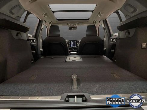 Used 2025 Volvo XC40 B5 Plus image 85