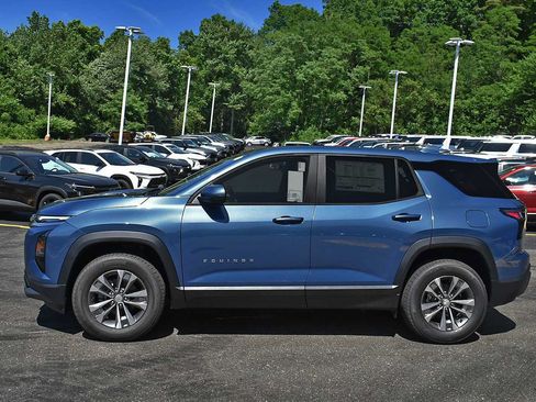 New 2026 Chevrolet Equinox LT AWD/4WD image 4
