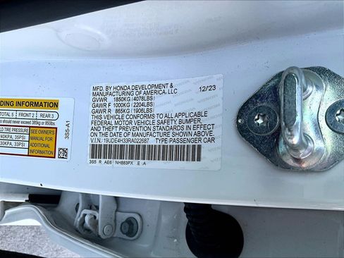 Used 2024 Acura Integra A-Spec FWD image 17