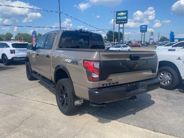 Used 2024 Nissan Titan PRO-4X w/ Pro-4x Convenience Package AWD/4WD image 4