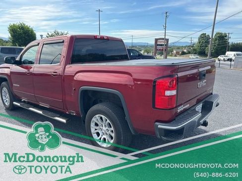 Used 2018 GMC Sierra 1500 SLE w/ SLE Value Package AWD/4WD image 2